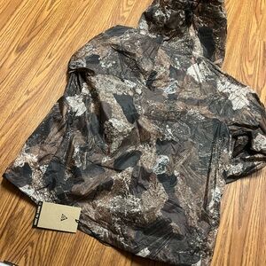 Camouflage Hooded Jacket